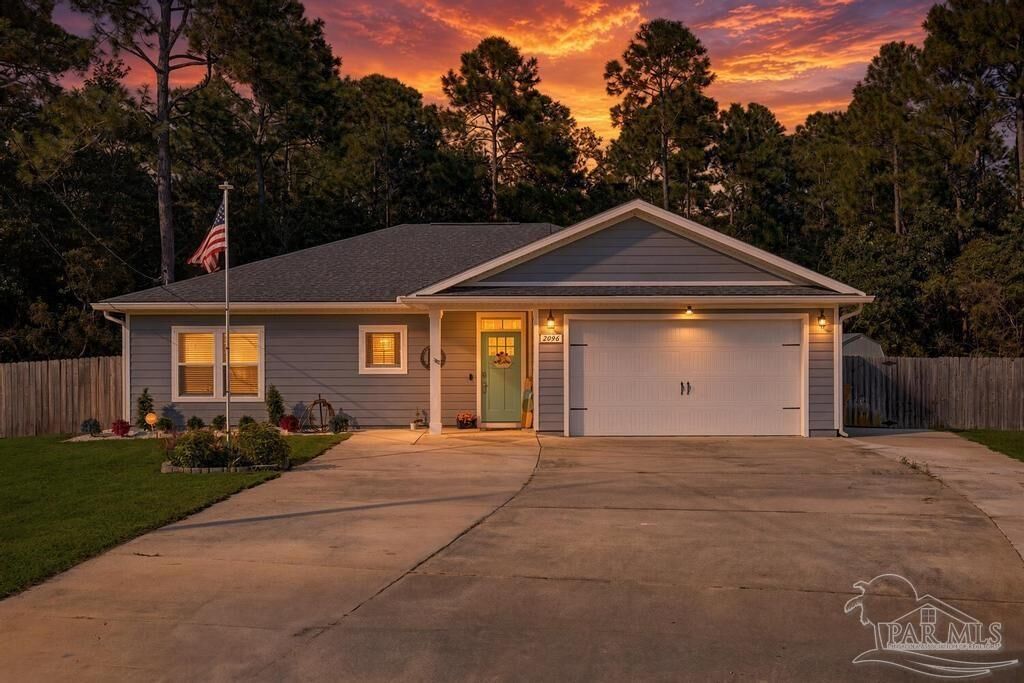 Property Photo:  2096 Constitution Dr  FL 32566 