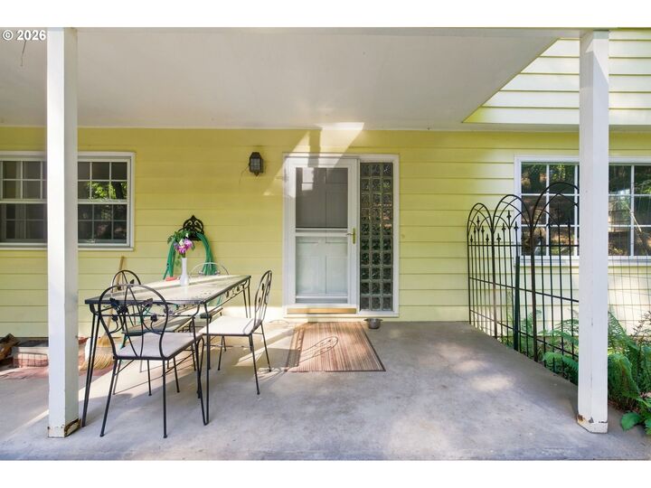 Property Photo: 12950 SW 135th Ave OR 97223