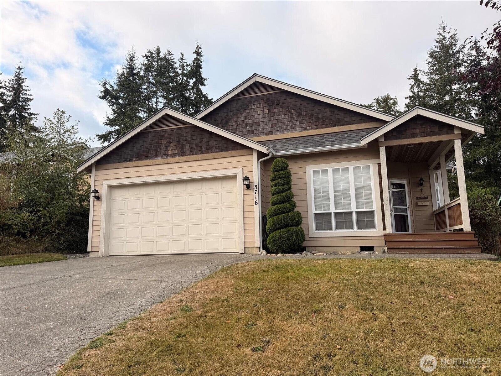Property Photo:  3716  Tree Farm Lane  WA 98226 