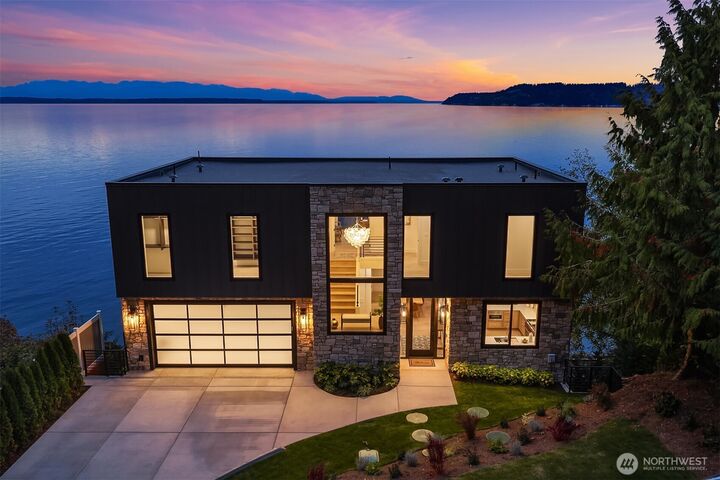 Property Photo:  12306  Possession Lane  WA 98026 