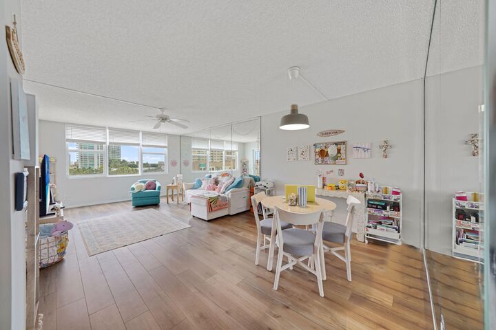 Property Photo: 2104 S Cypress Bend Drive 408 FL 33069