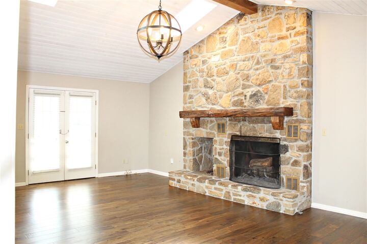 Property Photo:  662 Windmill Circle  KY 42104 