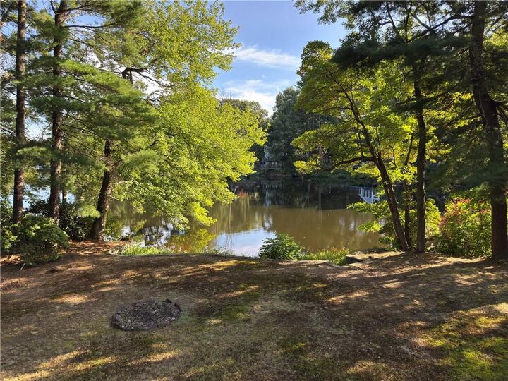 Property Photo:  3 Hilltop Court  RI 02828 