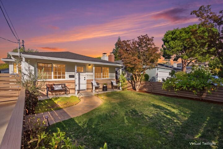 Property Photo:  629 Upton Street  CA 94061 