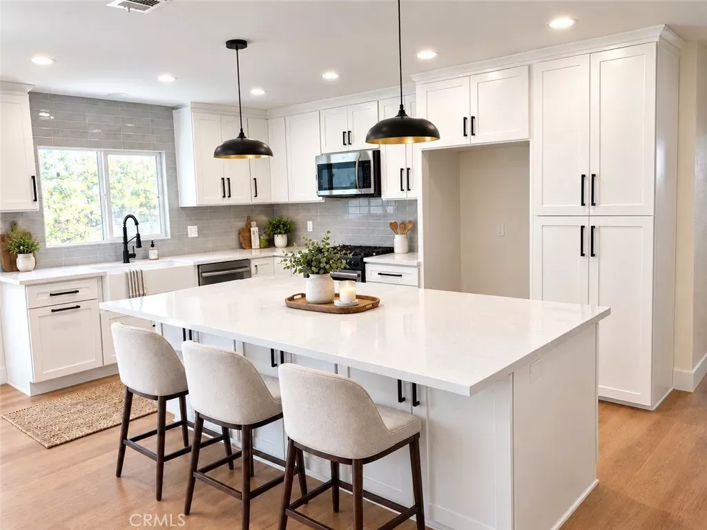 Property Photo:  24056 Calendula  CA 92692 