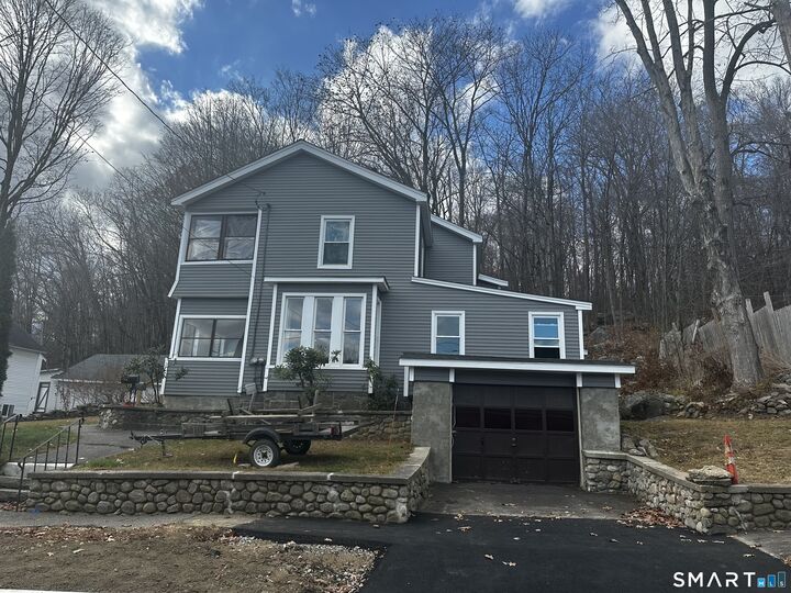 Property Photo:  77 Hubbard Street  CT 06098 