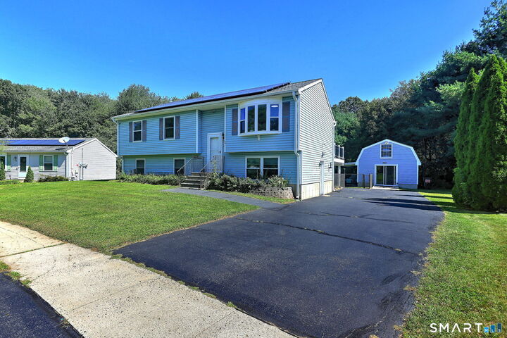 Property Photo:  34 Fawn Drive  CT 06451 
