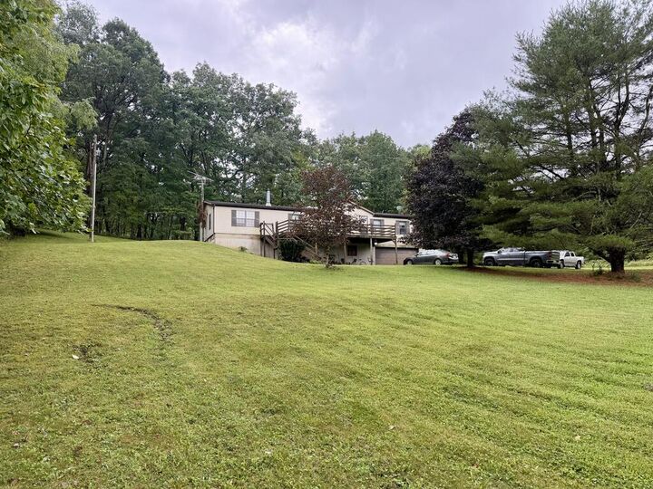 Property Photo: 1082 True Hollow Road OH 45601
