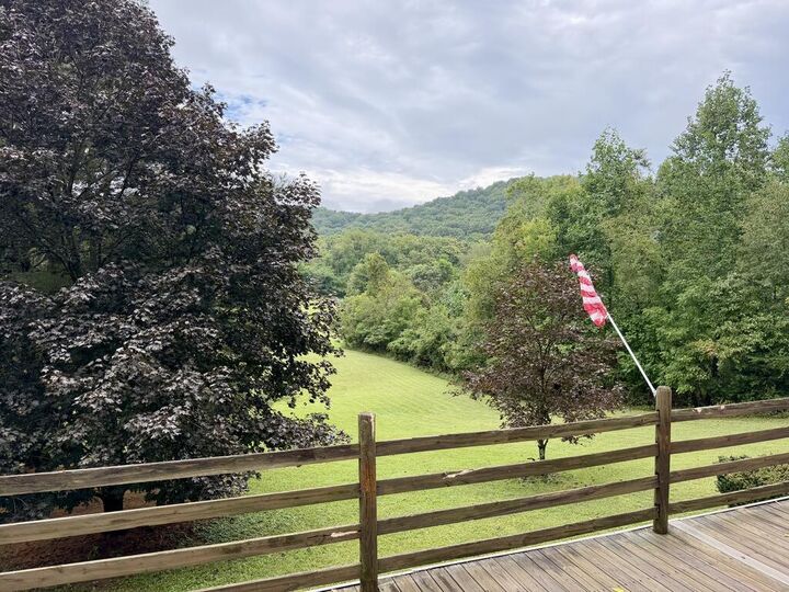 Property Photo:  1082 True Hollow Road  OH 45601 