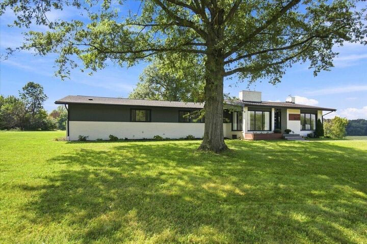 Property Photo: 11681 State Route 736 OH 43040