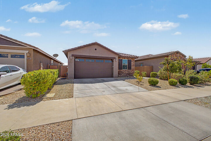 Property Photo: 2979 E Yuma Avenue AZ 85119