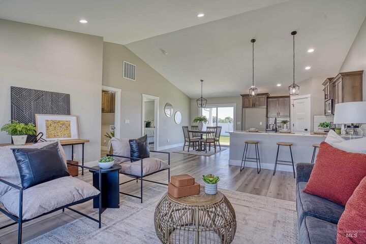 Property Photo: 920 Campbel St OR 97918