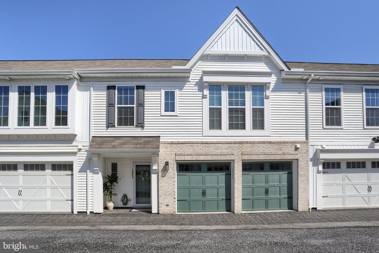 Property Photo:  1324 Carnegie Way  PA 17055 
