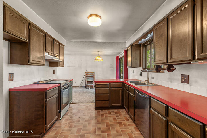 Property Photo: 11958 N Emerald Dr ID 83835