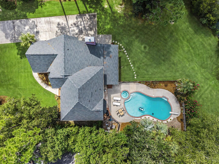 Property Photo:  105 Glen Eagles Drive  SC 29483 