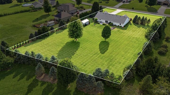 Property Photo:  135 Country Manor Drive  OH 45177 