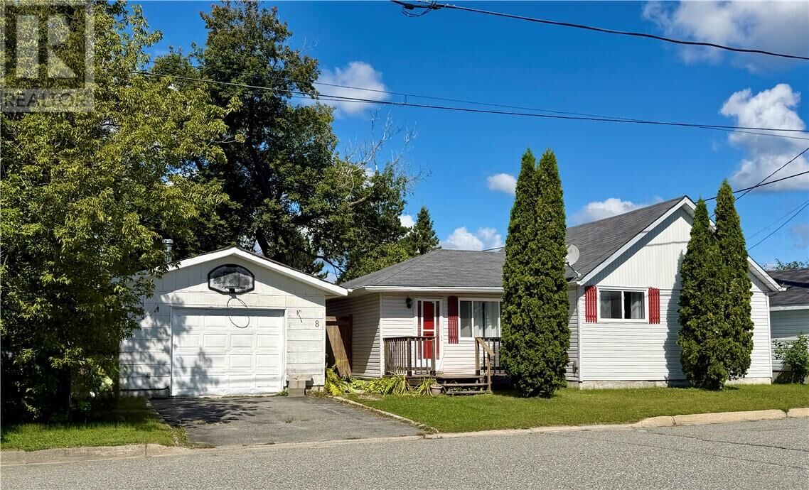 Property Photo:  8 Lincoln Street  ON P0M 1H0 