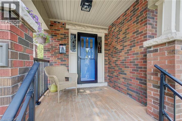 Property Photo:  282 Province Street South  ON L8K 2L7 