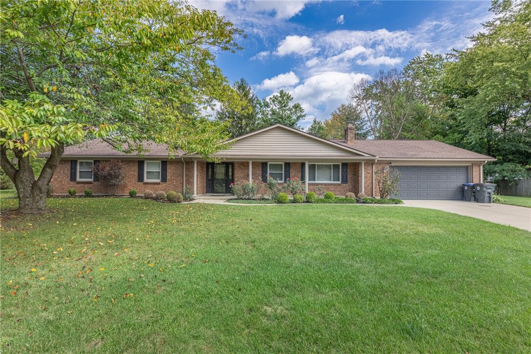 Property Photo:  7870 Old Dobbin Place  OH 45459 