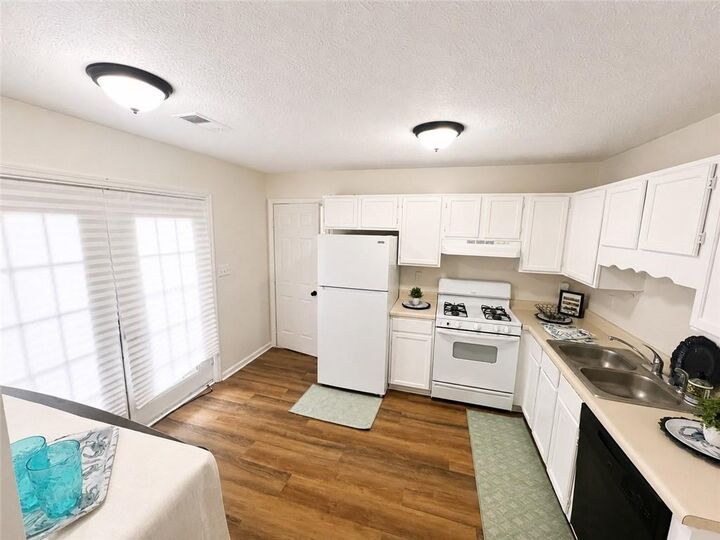 Property Photo:  6979 Ling Lane  GA 30168 