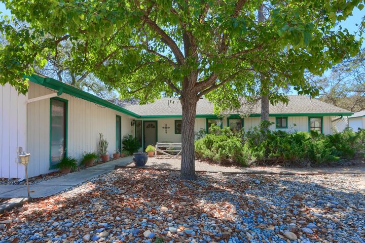 Property Photo:  42593 John Muir Drive  CA 93614 