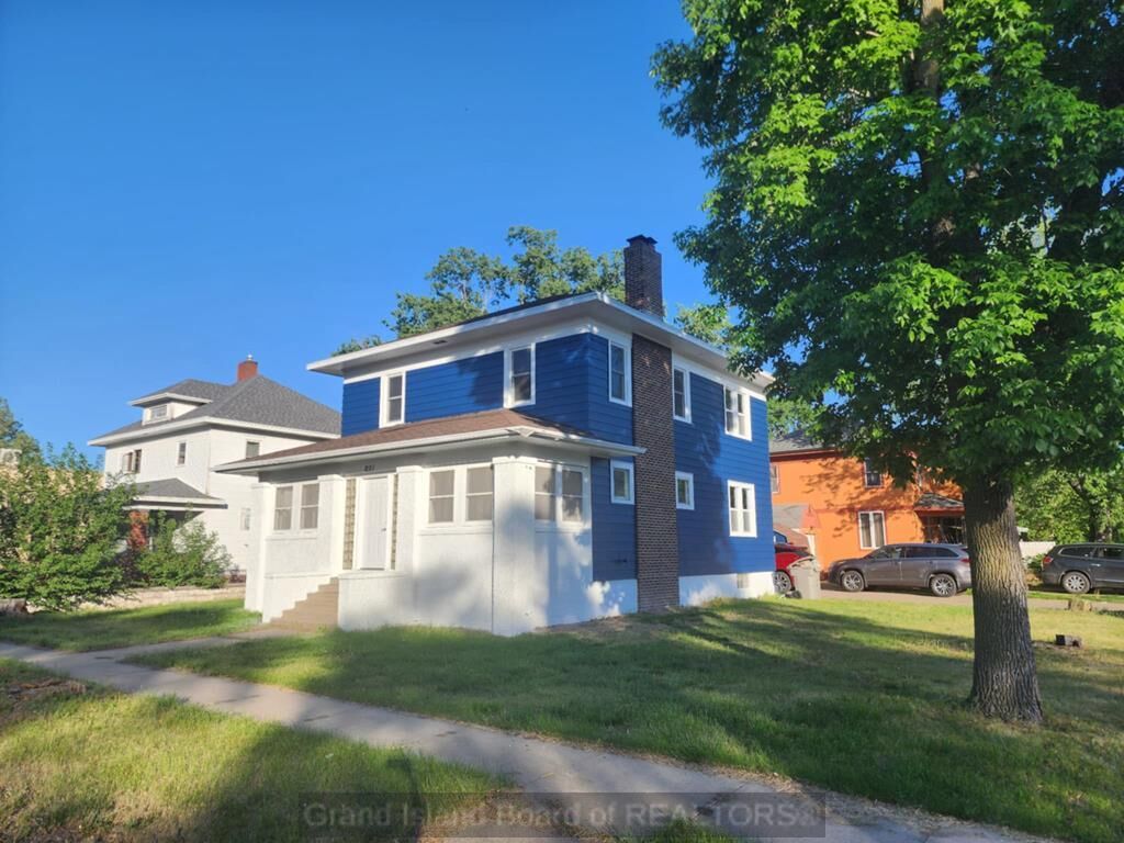 Property Photo:  821 W 1st Street  NE 68801 