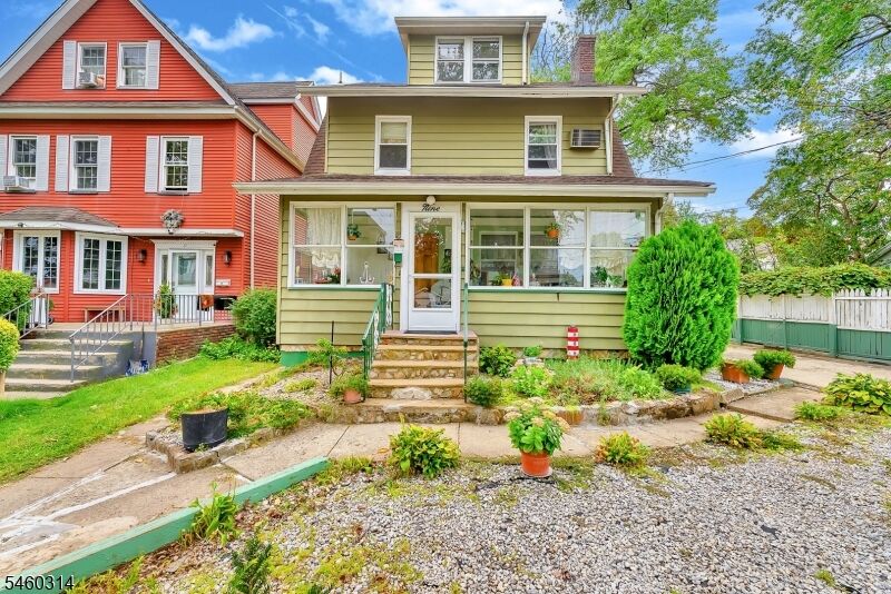 Property Photo: 9 Halcyon Pl NJ 07003