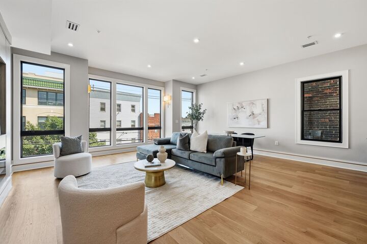 Property Photo: 617 Palisade Ave 3 NJ 07307