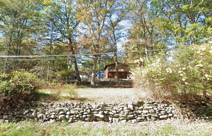 Property Photo:  4404 Woodside Drive  PA 18301 