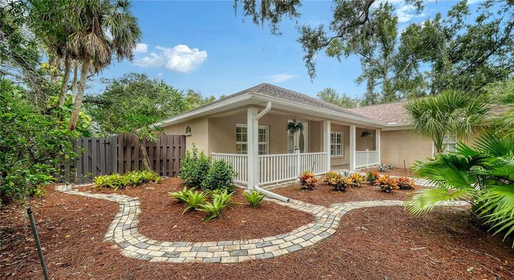 Property Photo:  2166 Sylvan Lea Drive  FL 34240 