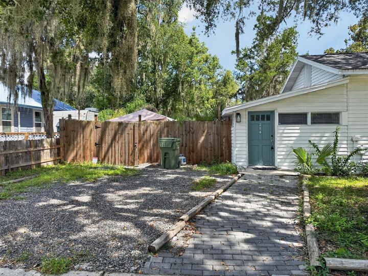 Property Photo:  325 S 2nd Street  FL 34748 
