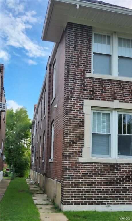 Property Photo:  3424 Clara Avenue  MO 63120 