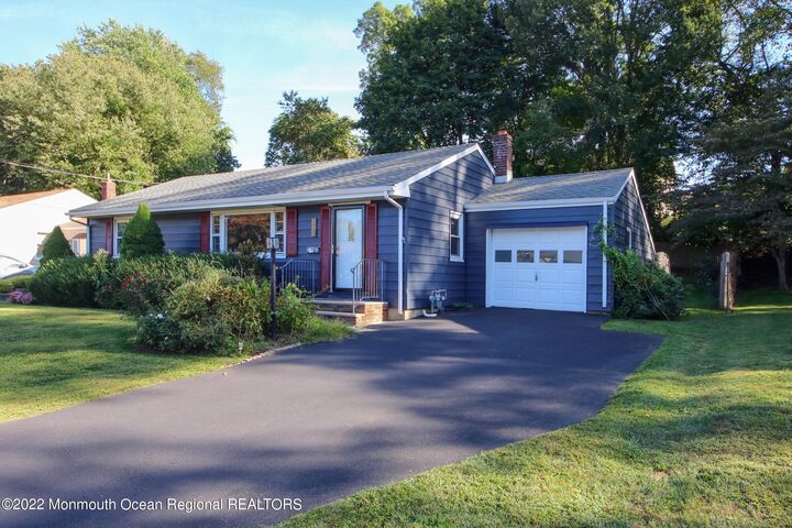 Property Photo:  18 N Crestview Drive  NJ 07748 