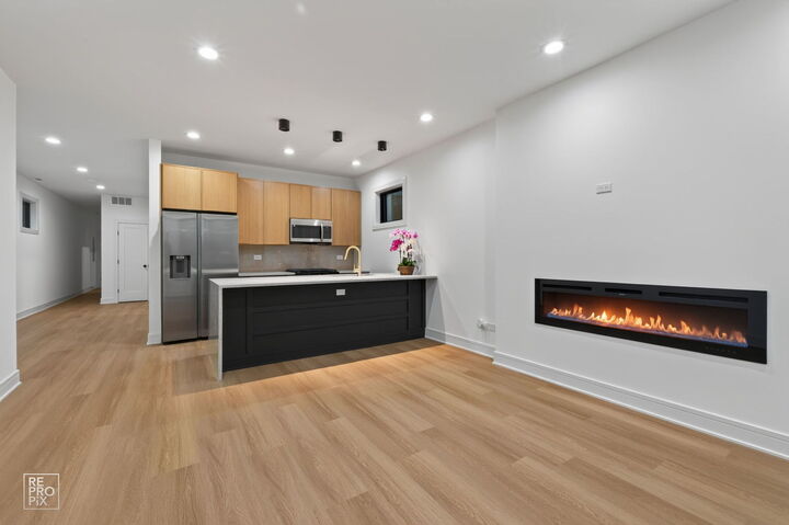 Property Photo: 2327 S Homan Avenue 2 IL 60623