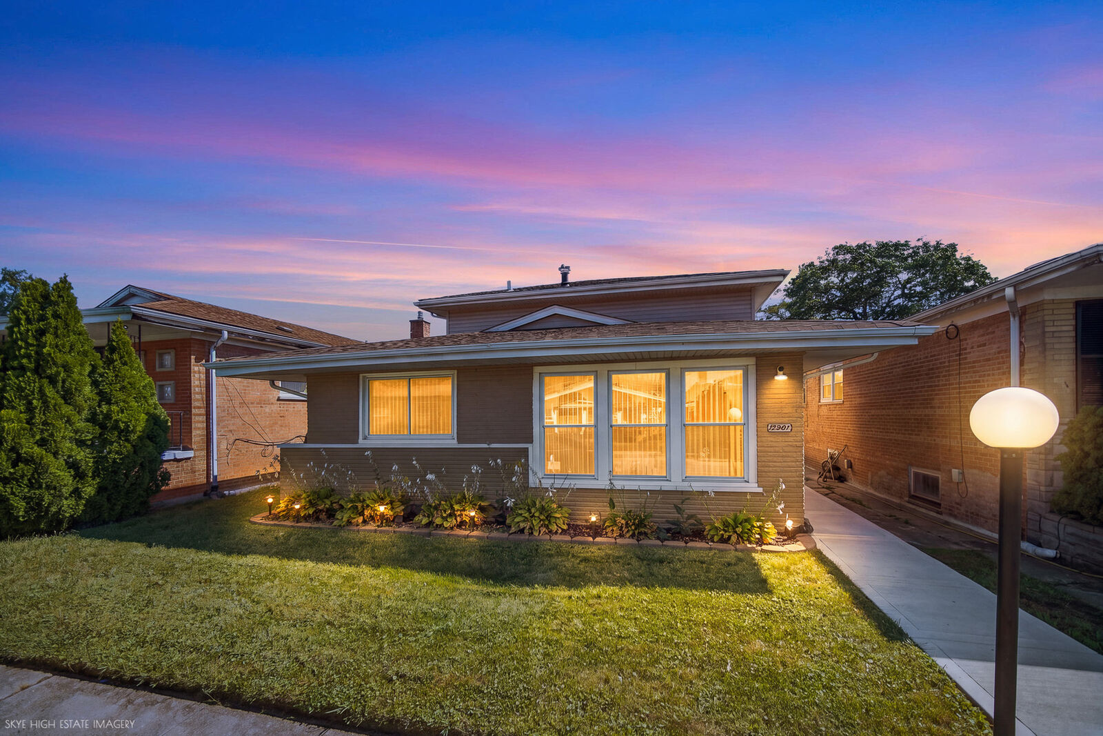 Property Photo:  12901 S Carpenter Street  IL 60827 