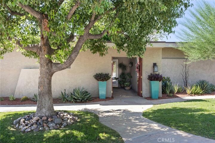 Property Photo:  2621 N Mountain  CA 91711 