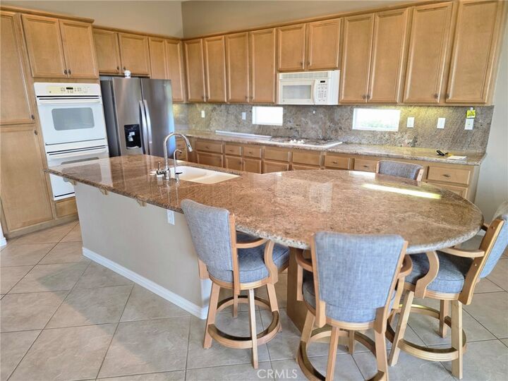 Property Photo:  23952 Four Corners Court  CA 92883 