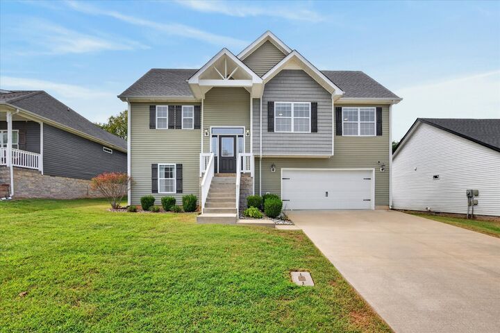 Property Photo:  2833 Russet Ridge Dr  TN 37040 