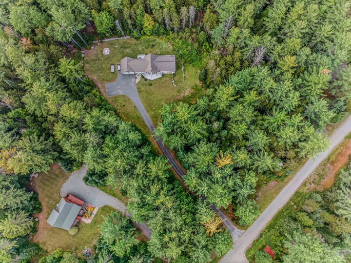 Property Photo:  167 Grandpa Harry's Lane  NH 03595 