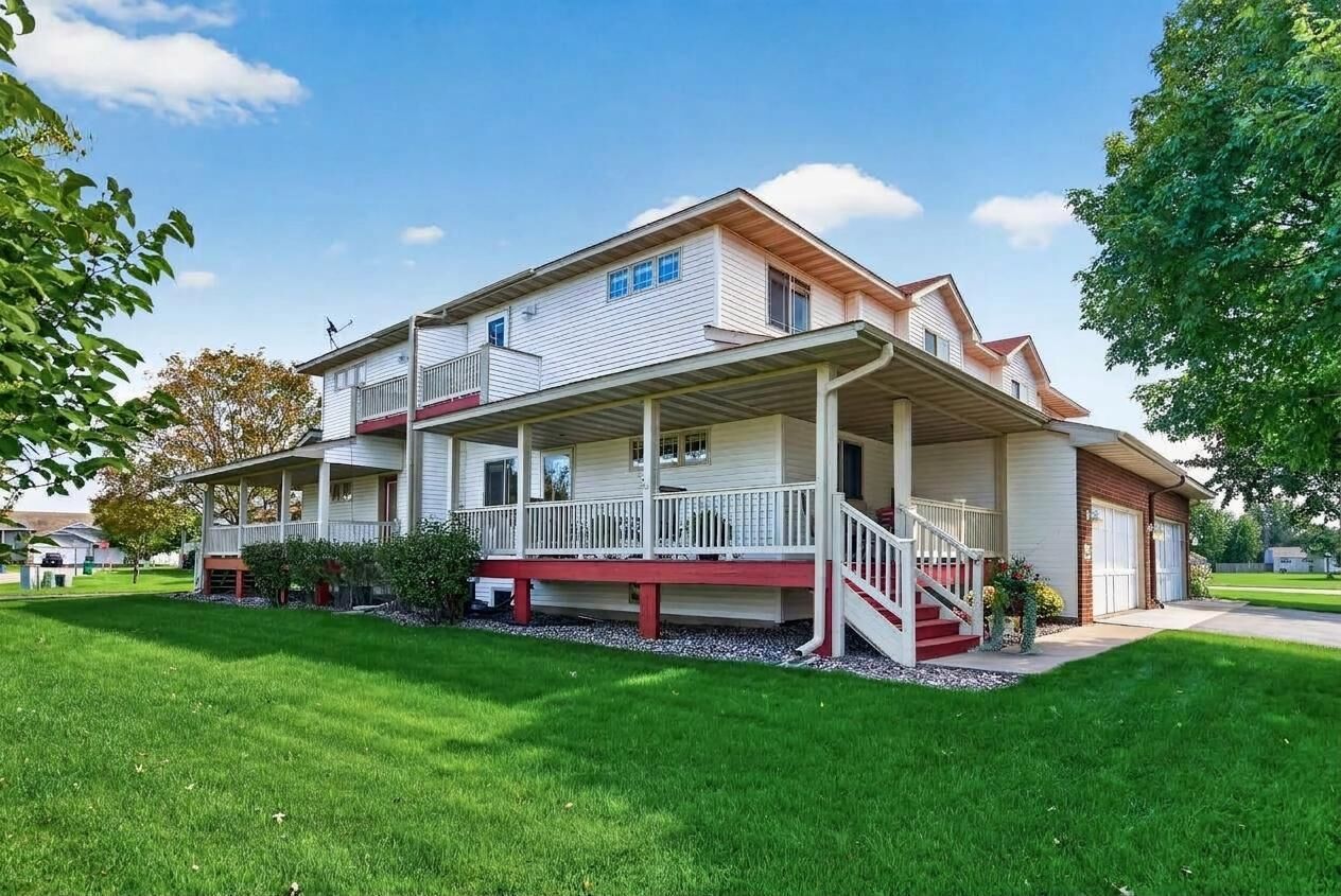Property Photo: 8600 Tessman Circle N MN 55445