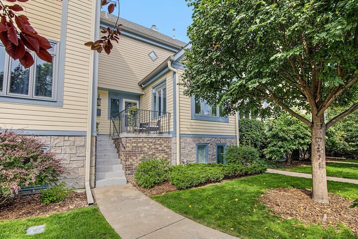 Property Photo: 719 Summit Avenue MN 55105