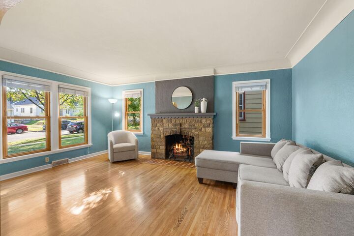 Property Photo: 1161 Van Buren Avenue MN 55104
