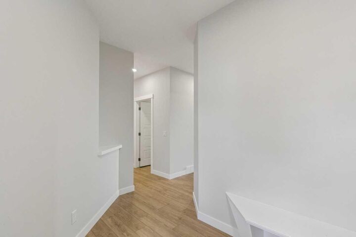 Property Photo:  72 Southborough Lane  AB T4C 2S6 