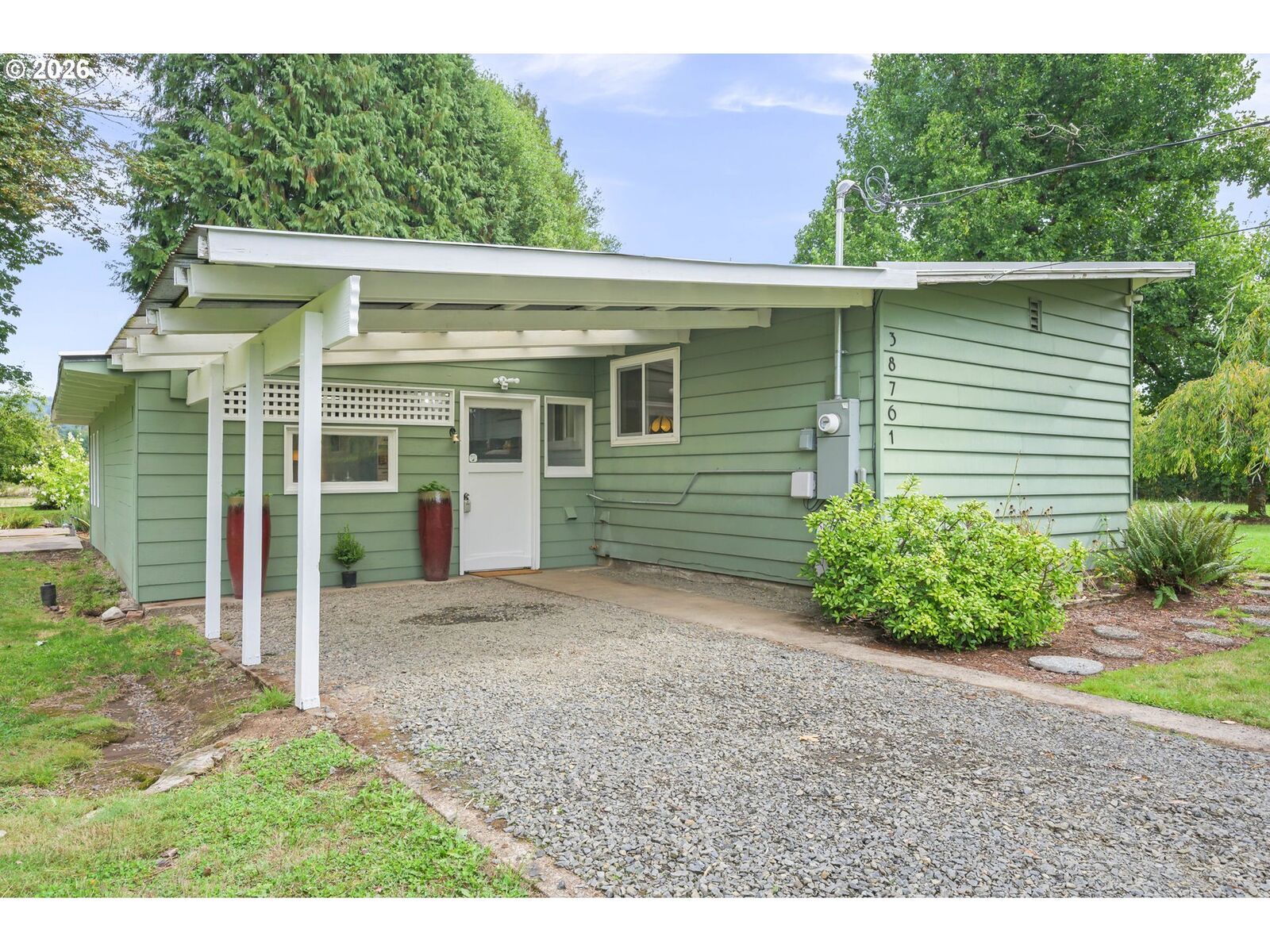 Property Photo:  38761 Flowerdale Dr  OR 97478 