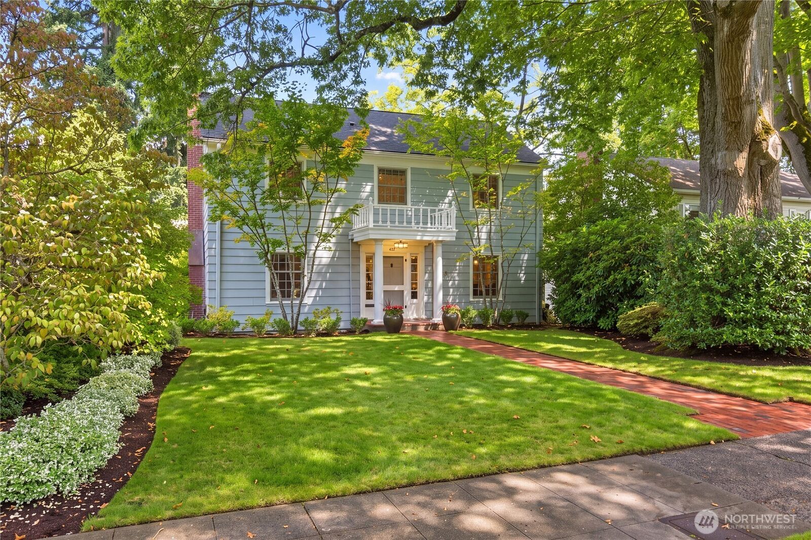 Property Photo: 621 34th Avenue E WA 98112