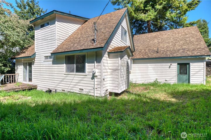 Property Photo:  2145  Fir Street  WA 98281 