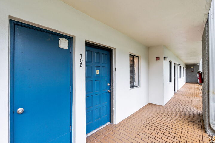Property Photo: 4822 Esedra Court 106 FL 33467