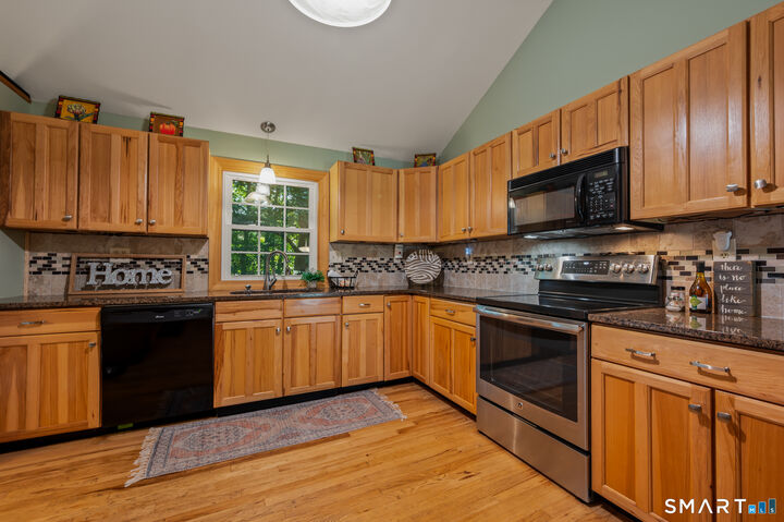 Property Photo: 31 Oxford Drive CT 06033