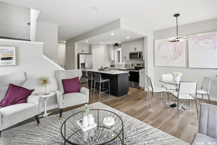 Photo de la propriété: 1262 Yuel Way SK S7W 1N9