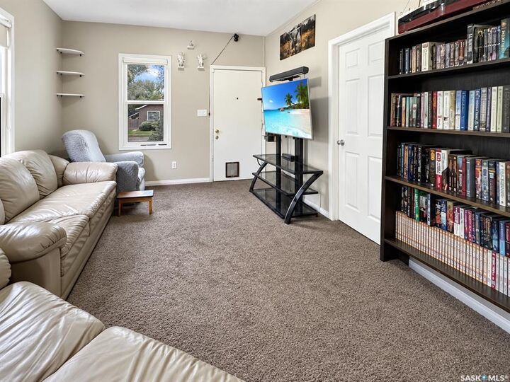 Property Photo:  1552 99th Street  SK S9A 0R3 